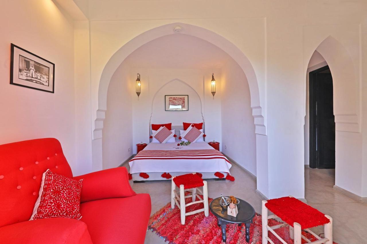 Hotel Dar Noujoum Ait Bou Zguia Zewnętrze zdjęcie