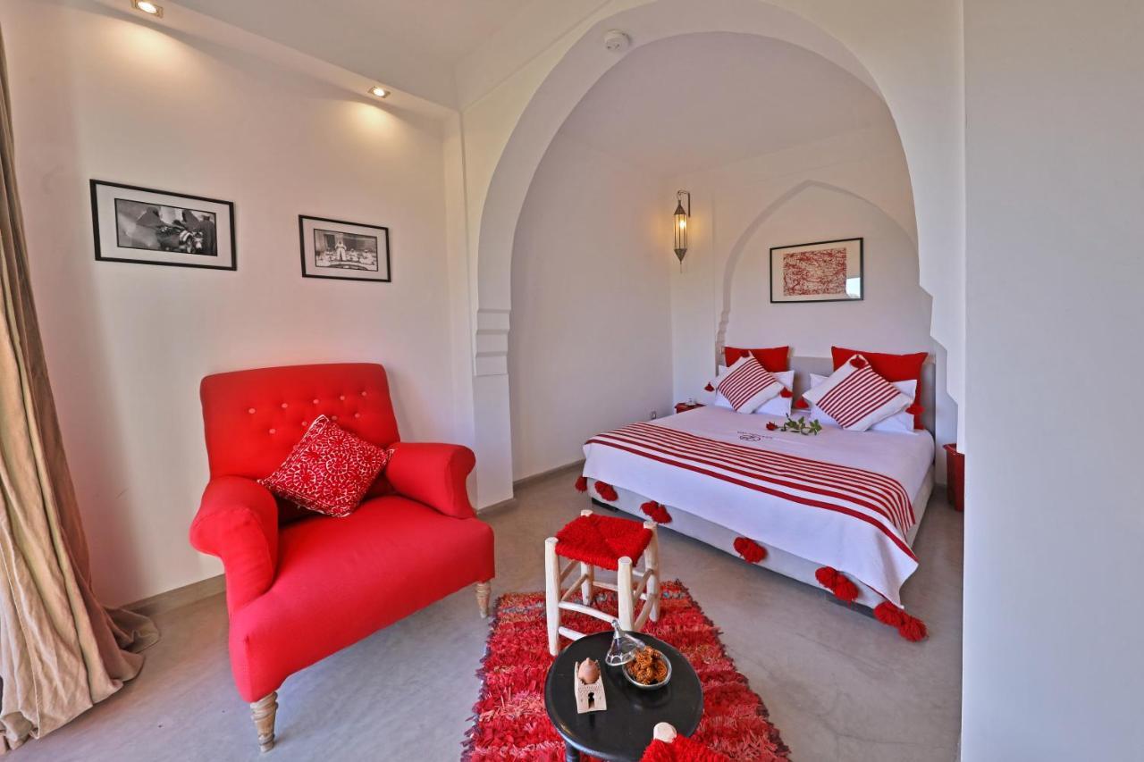 Hotel Dar Noujoum Ait Bou Zguia Zewnętrze zdjęcie