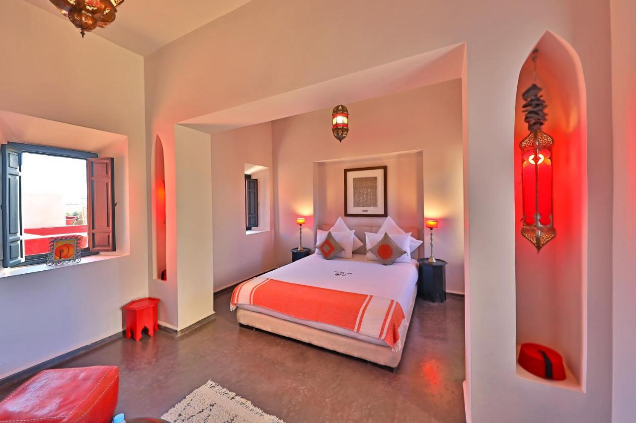 Hotel Dar Noujoum Ait Bou Zguia Zewnętrze zdjęcie